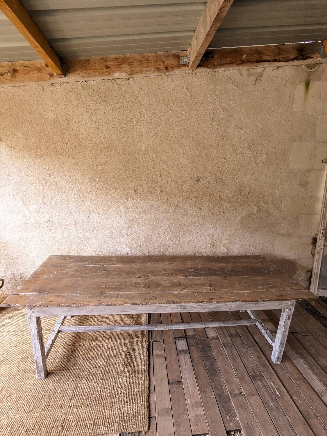 Large farm table for 10 people