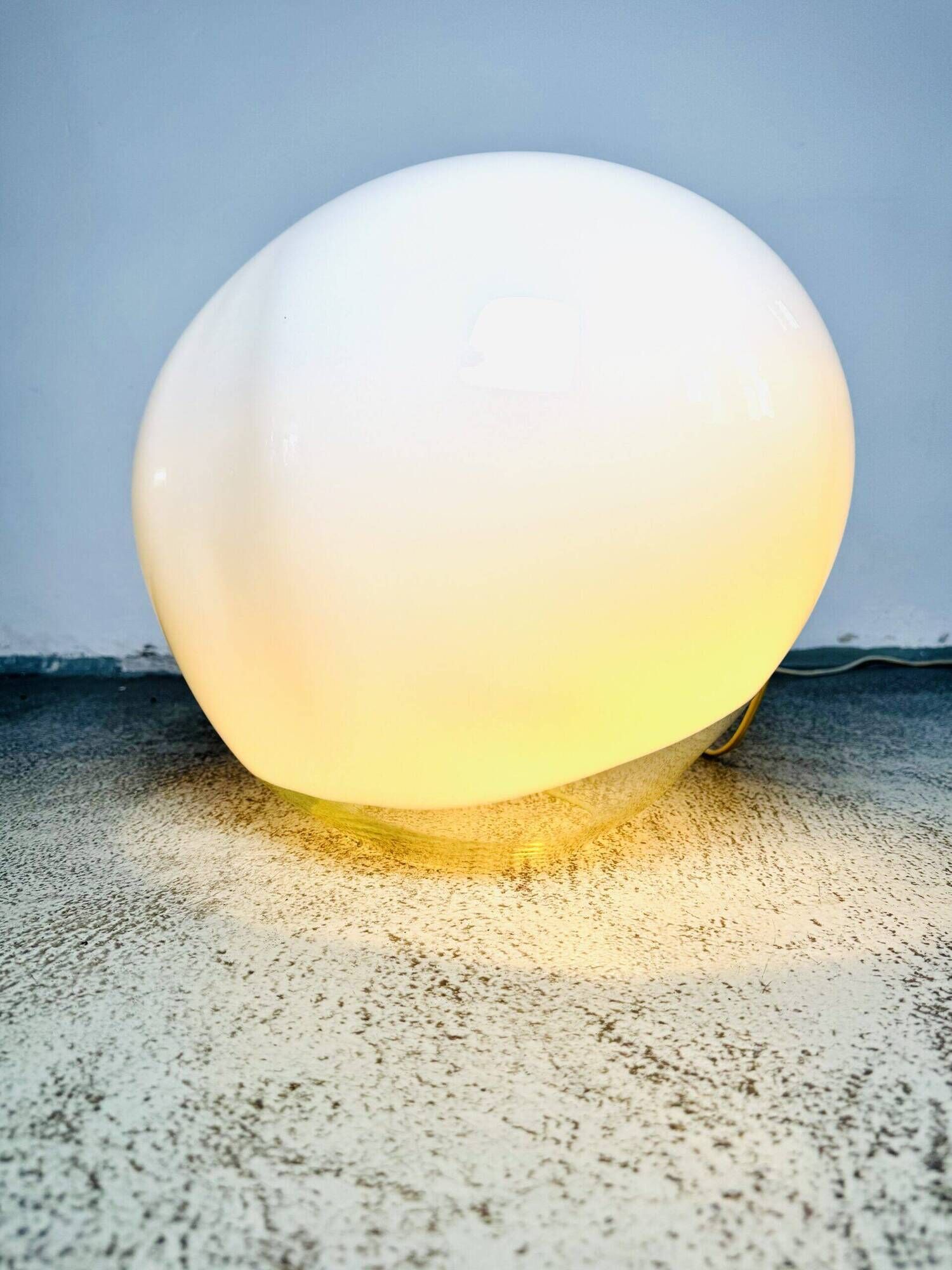 Large 'Nessa' Murano Glass Sphere Lamp In Opal White By Gino Vistosi For Vistosi, Italy 1970S