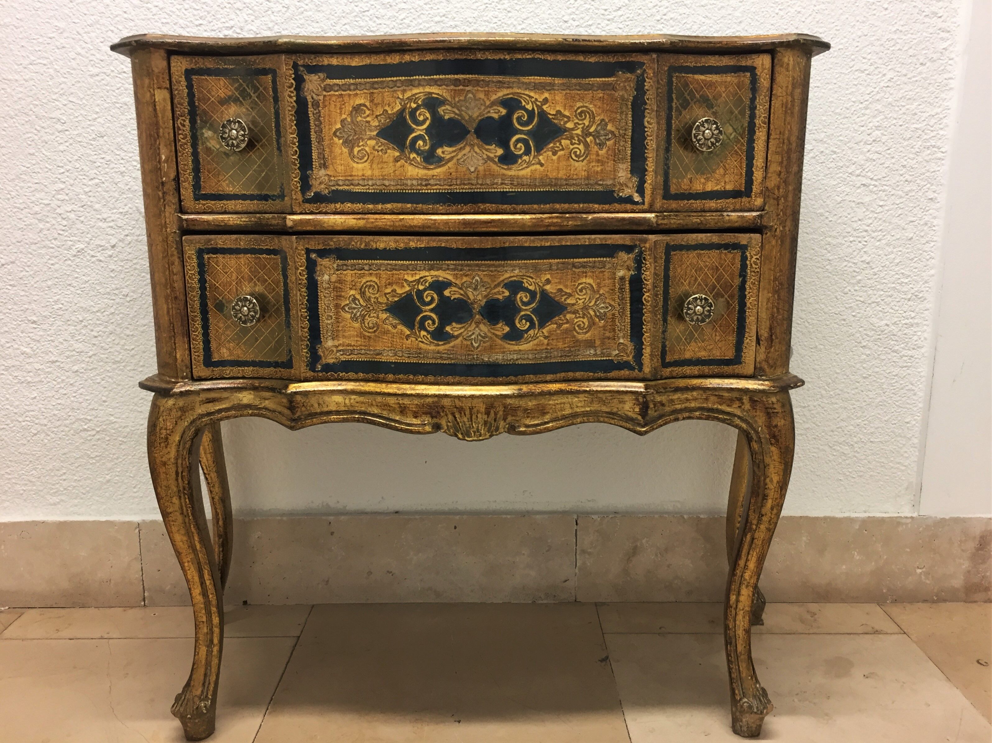 Old italian chest of drawers florentine venetian golden wood