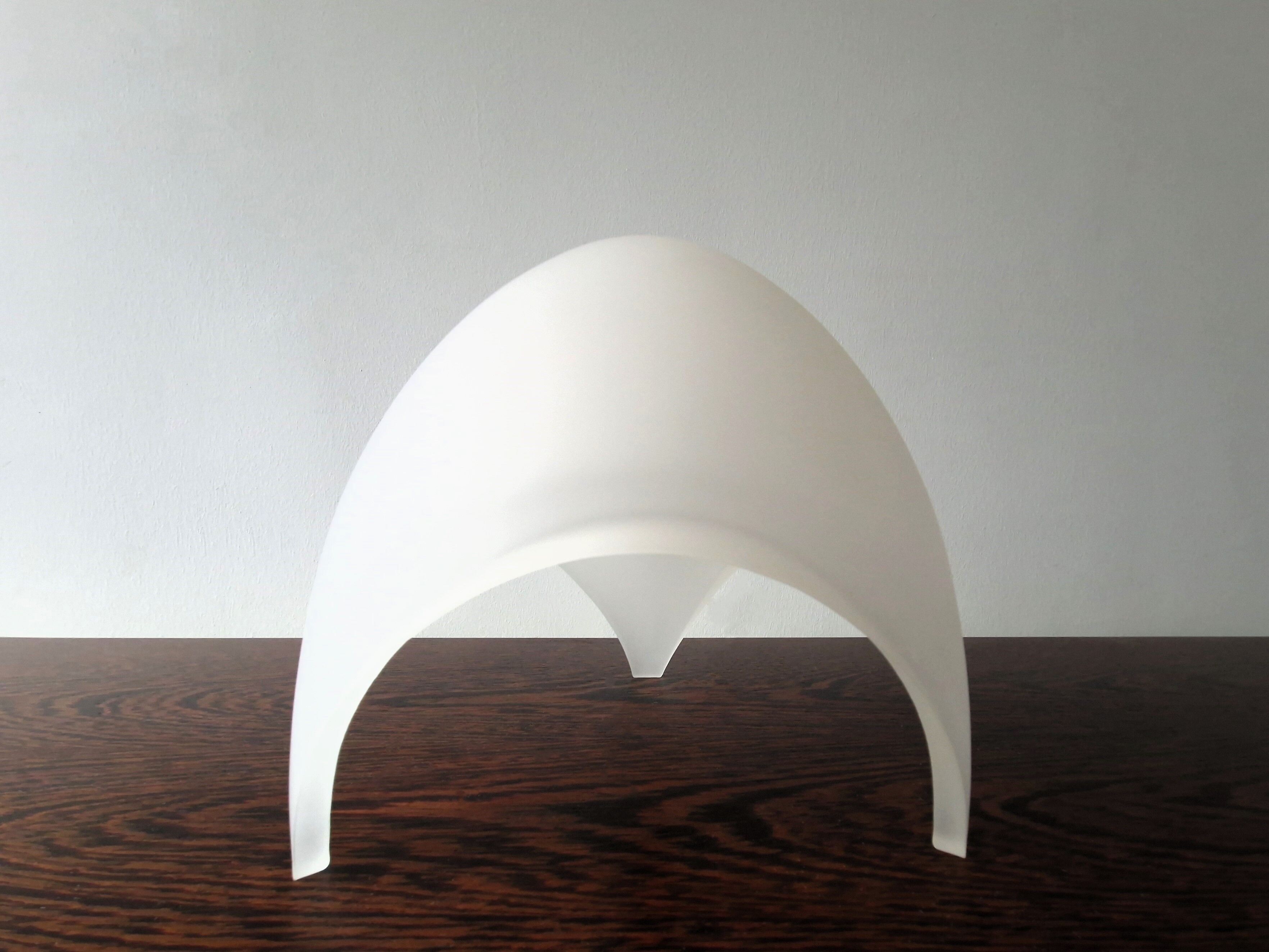 Frosted glass 'Coque' table lamp for Martinelli Luce, Italy 1970's