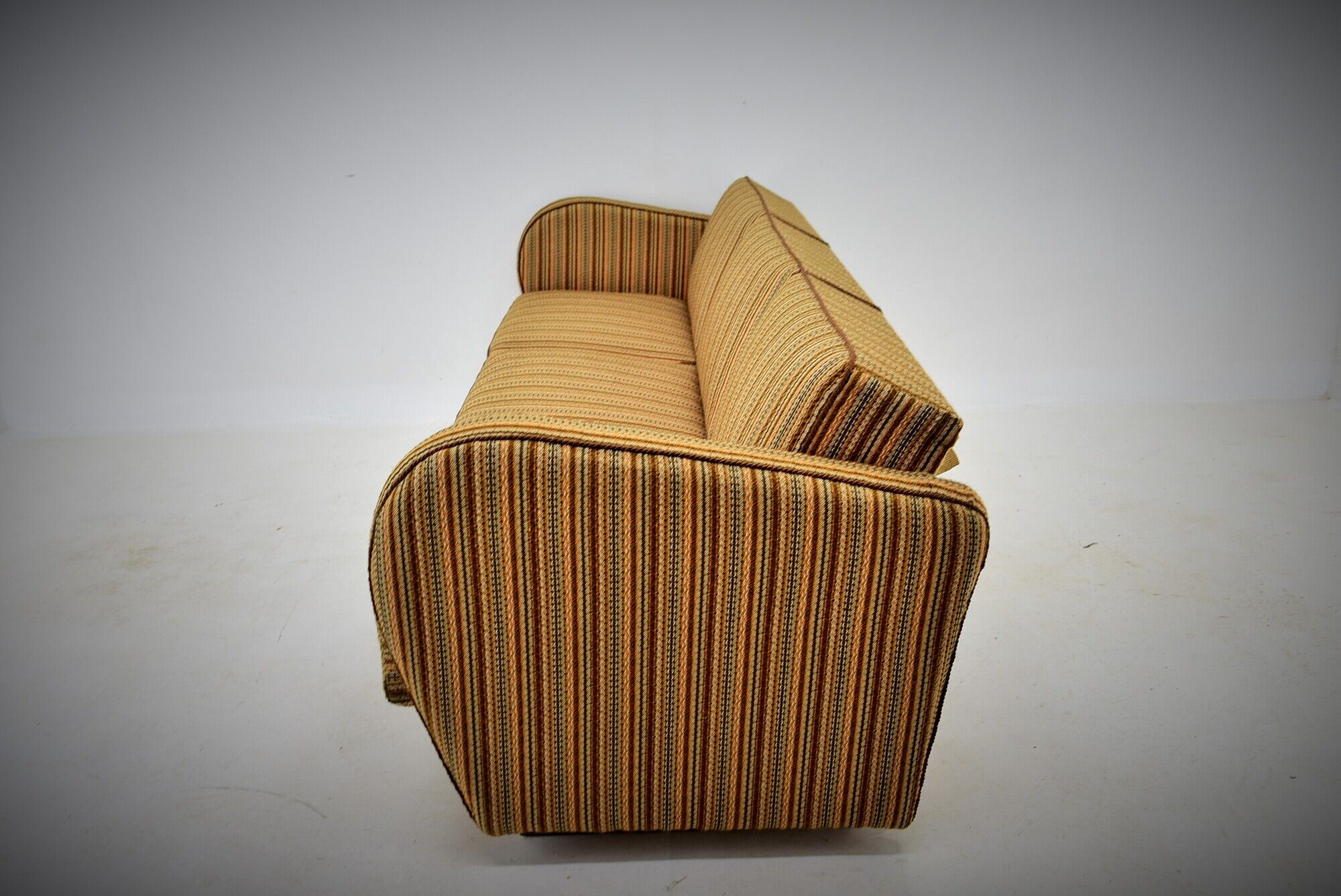 Art Deco Sofa or Bed H-363 Designed by Jindrich Halabala, 1930s