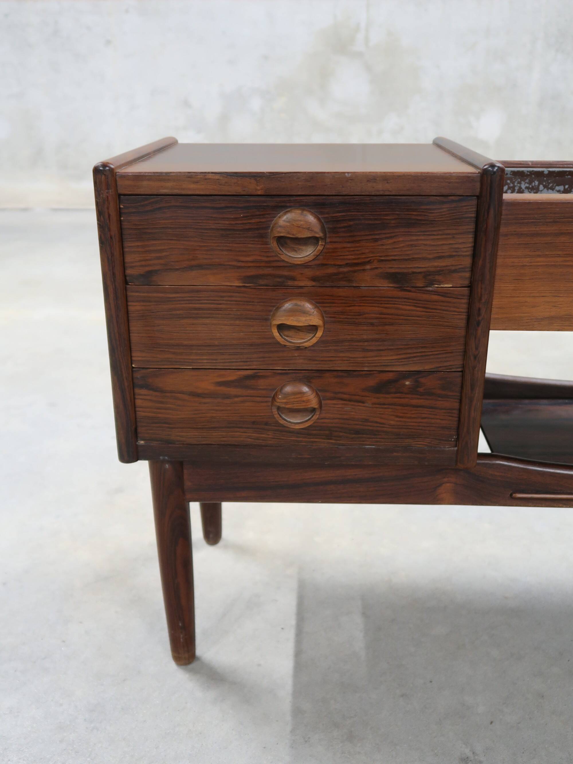 Danish planter' furniture in rosewood by Arne Wahl Iversen 60