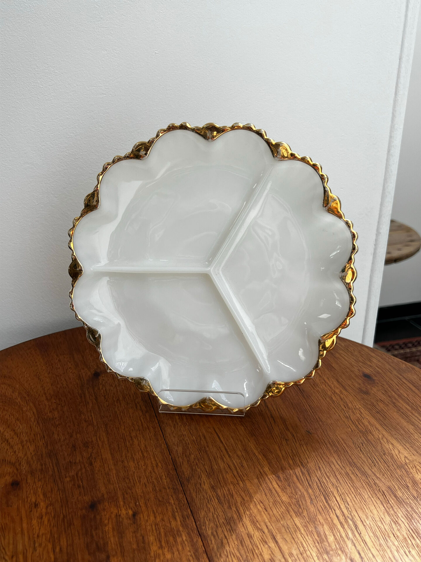 Plat de service en opaline - 1940