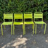 Chaises en métal