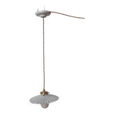 Suspension abat-jour vintage en opaline blanche gaufrée striée - circa années 1940