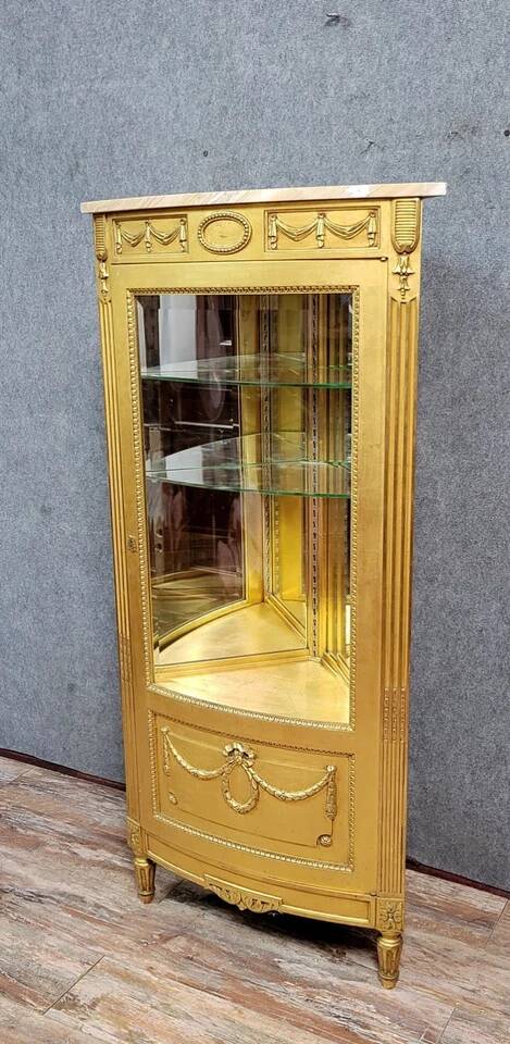 Louis XVI style corner bookcase display case in gilded wood circa 1880-1900