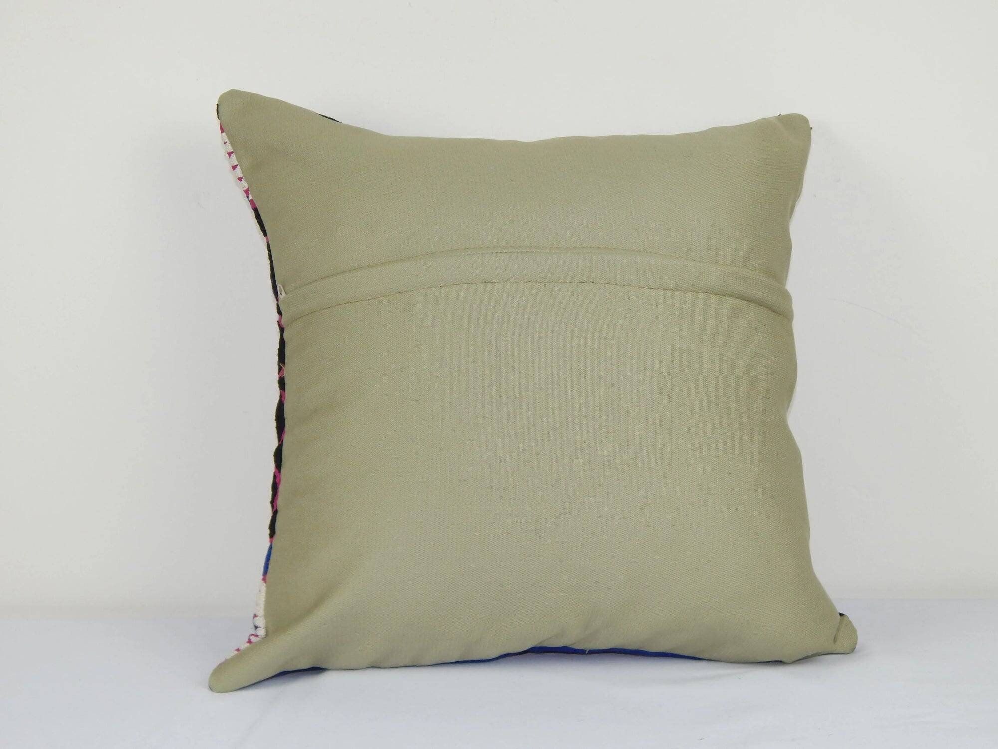 Housse de coussin brodée vintage 46x46 cm