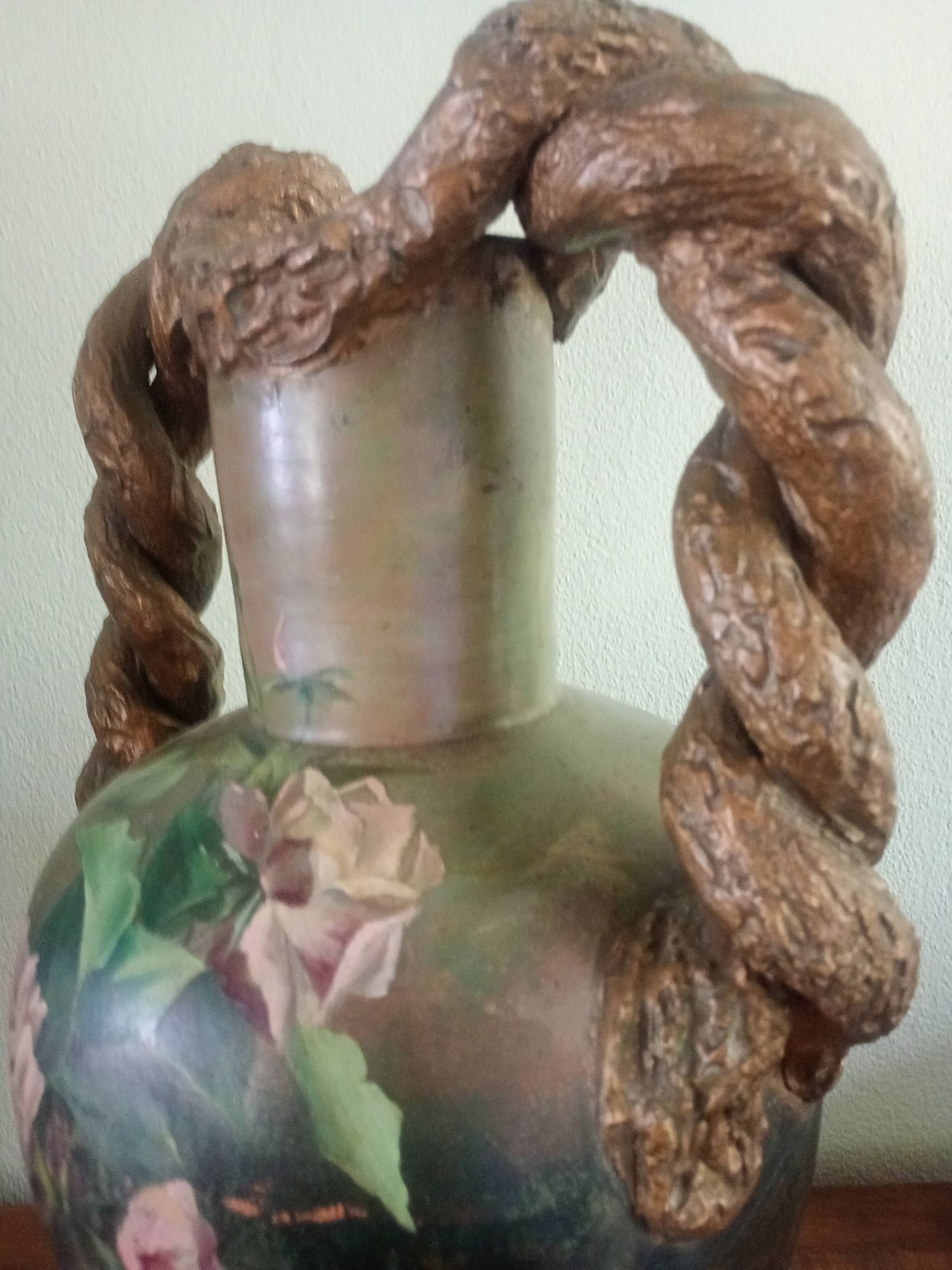 Double-handled vase with roses by Georges Weissenburger, École de Nancy.