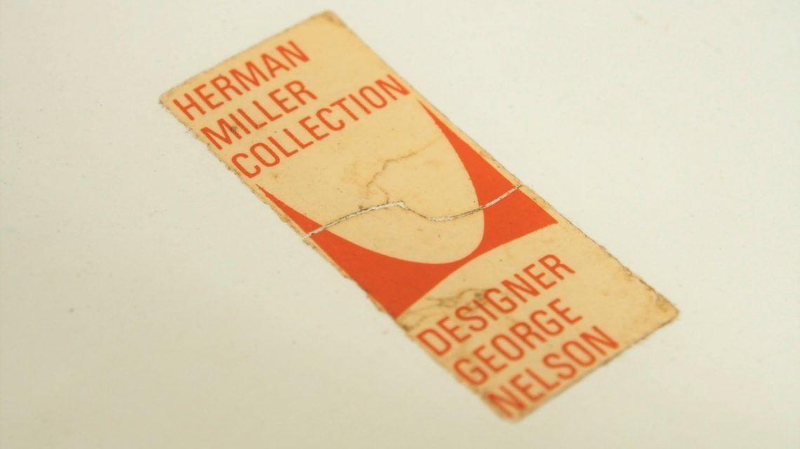 F66 dining table by George Nelson for Herman Miller