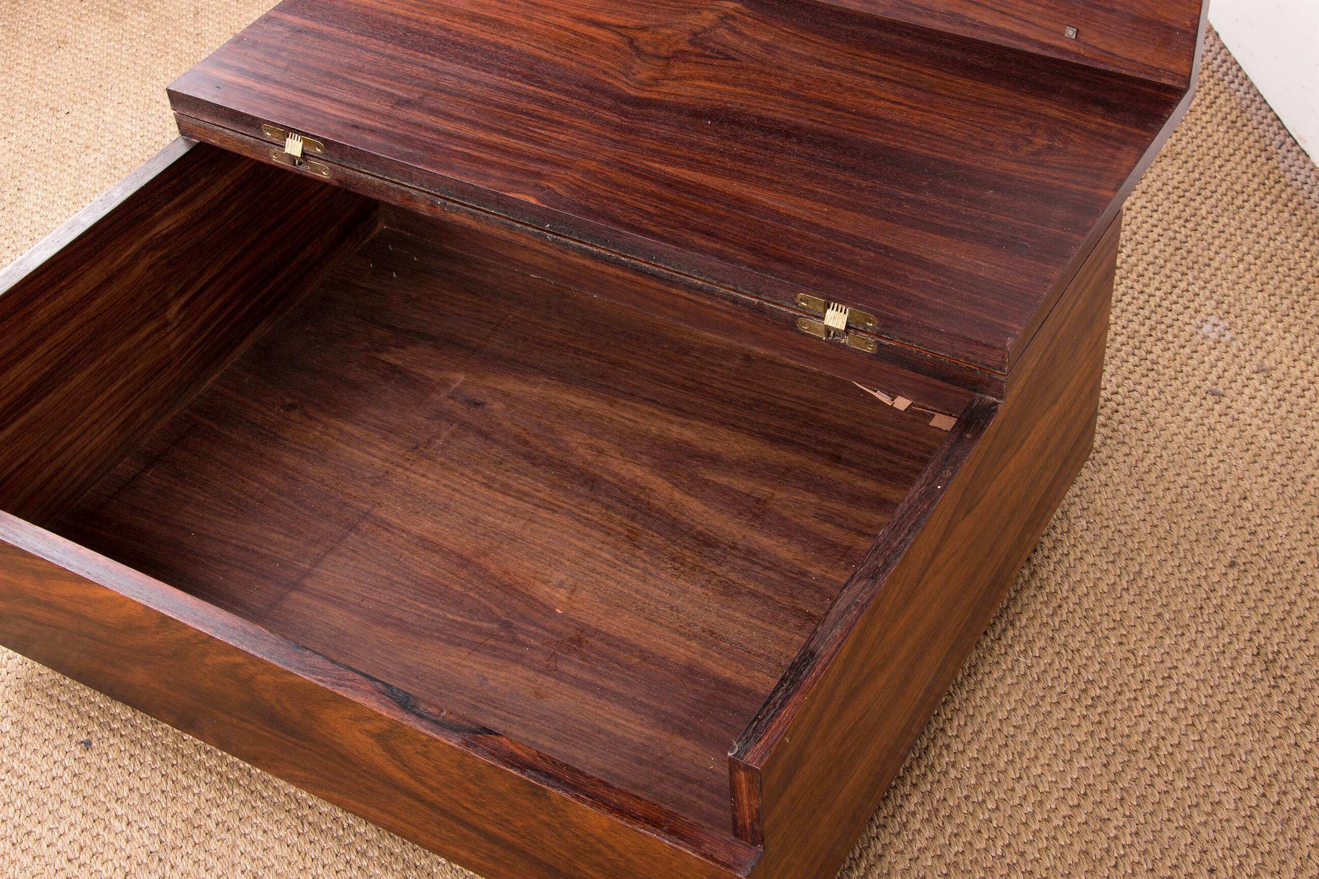 Rolling coffee table on offer, Danish Rosewood 1960.