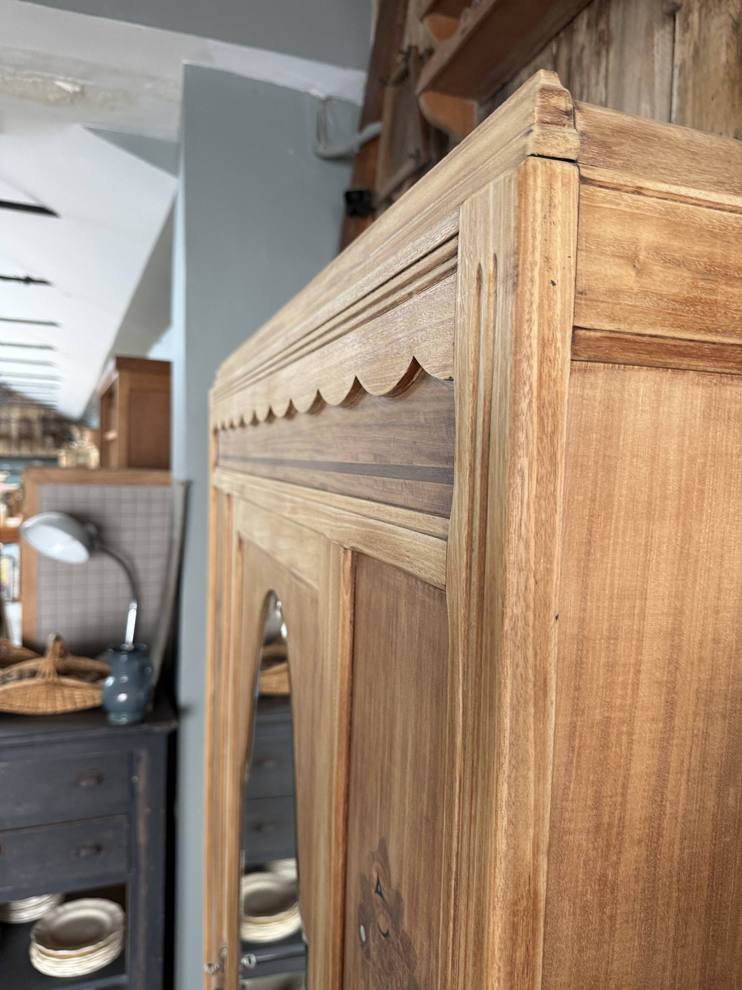 Art Deco Bonnetière (renovated)