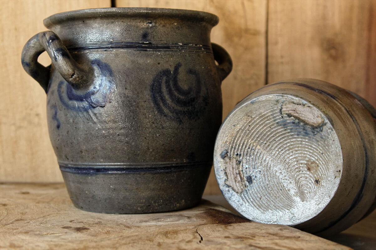 2 old Betschdorf, Alsatian salt pots with ears