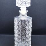 Spherical in-cut carafe