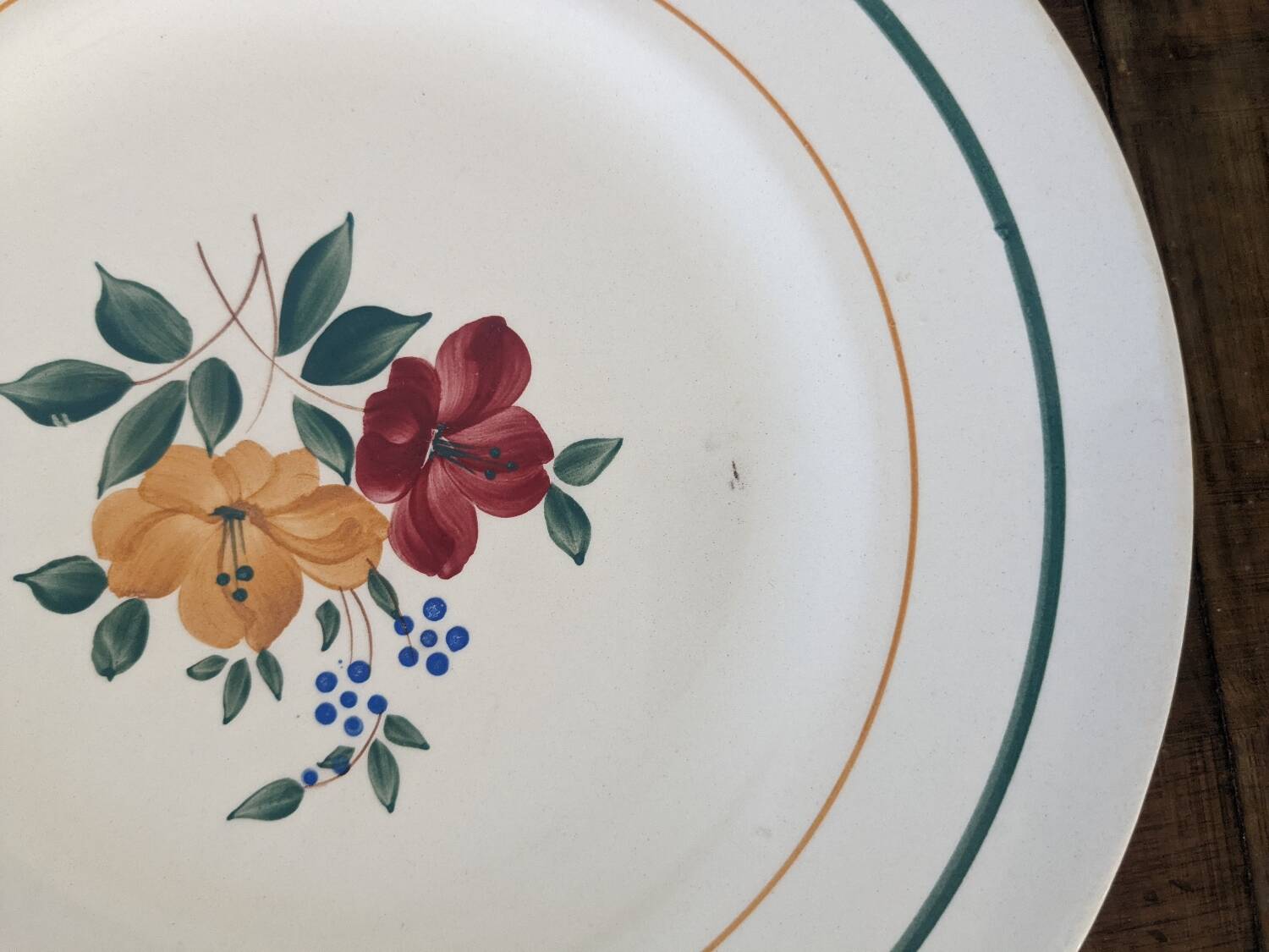 Six assiettes plates Mariette St Amand