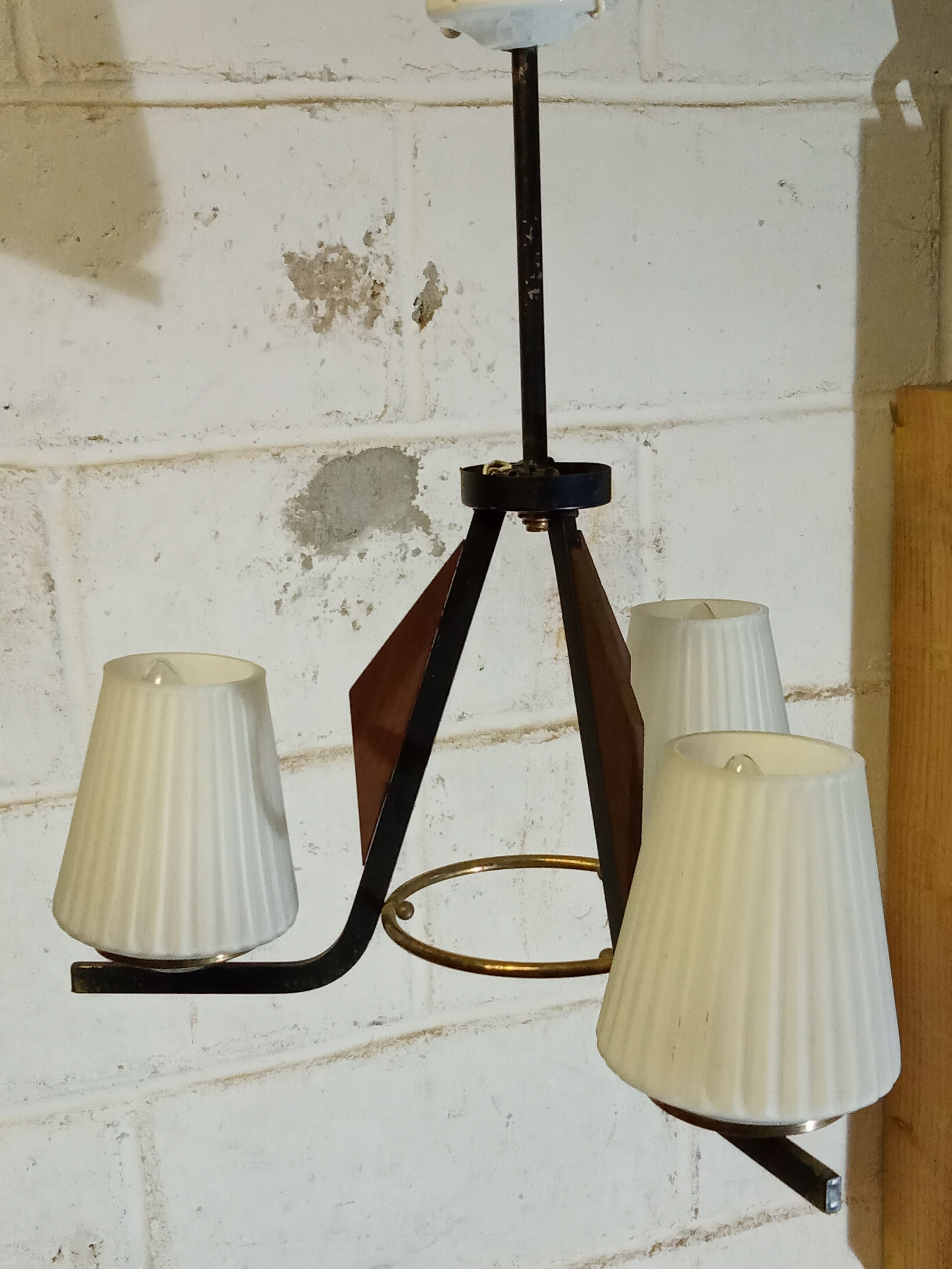 Lustre scandinave des années 60