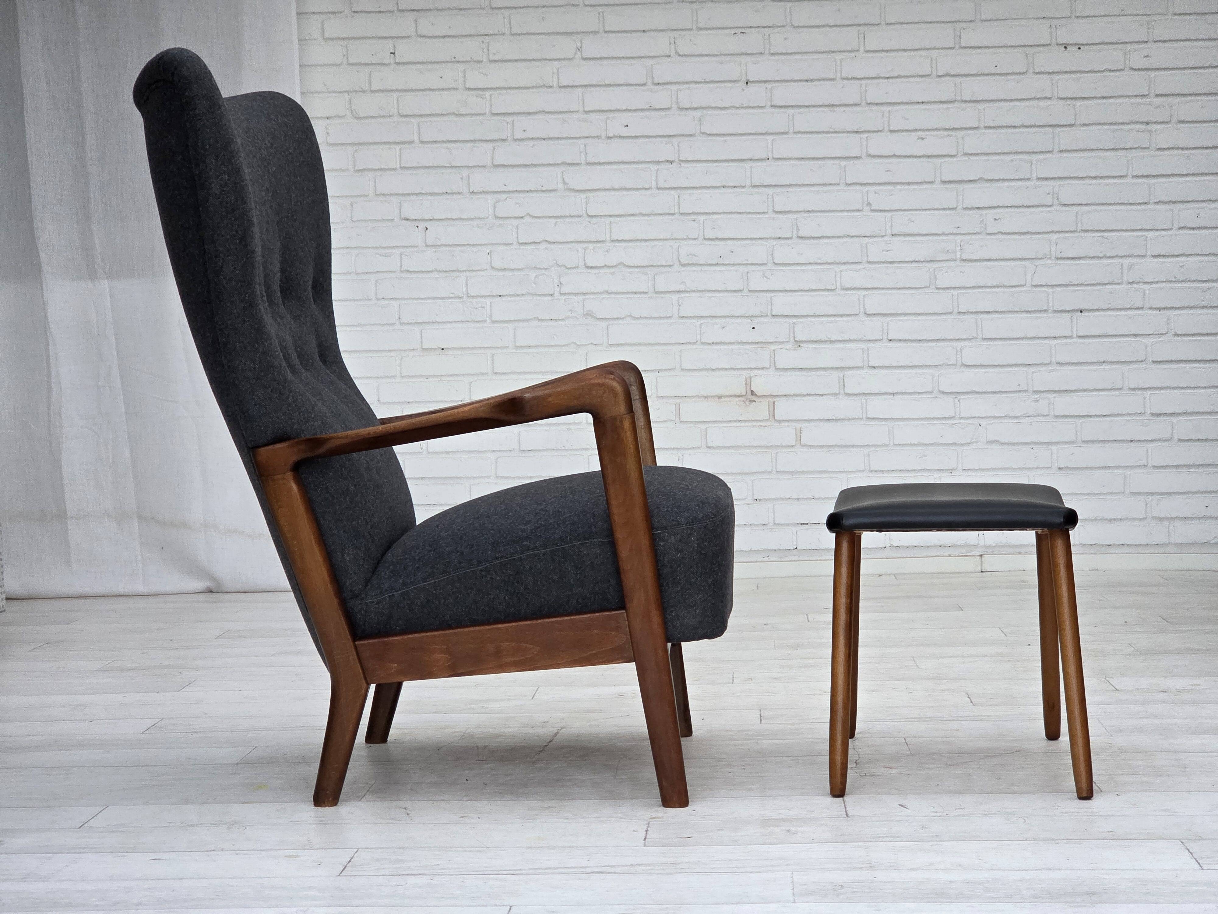 1960s, Danish armchair by Fritz Hansen model 8000/8020, furniture wool.