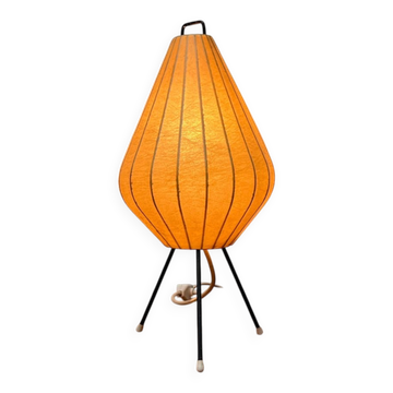 Lampe de table trépied minimaliste Cocoon du milieu du siècle réalisée par Artimeta, années 1960