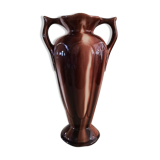 Vase with two slip handles