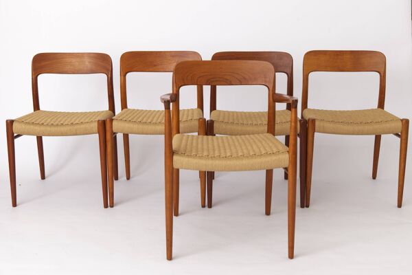 5 chaises Niels Moller, modèle 75, années 1950, teck vintage danois