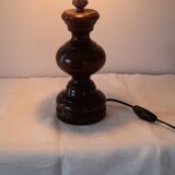 Pied de lampe en bois tourné