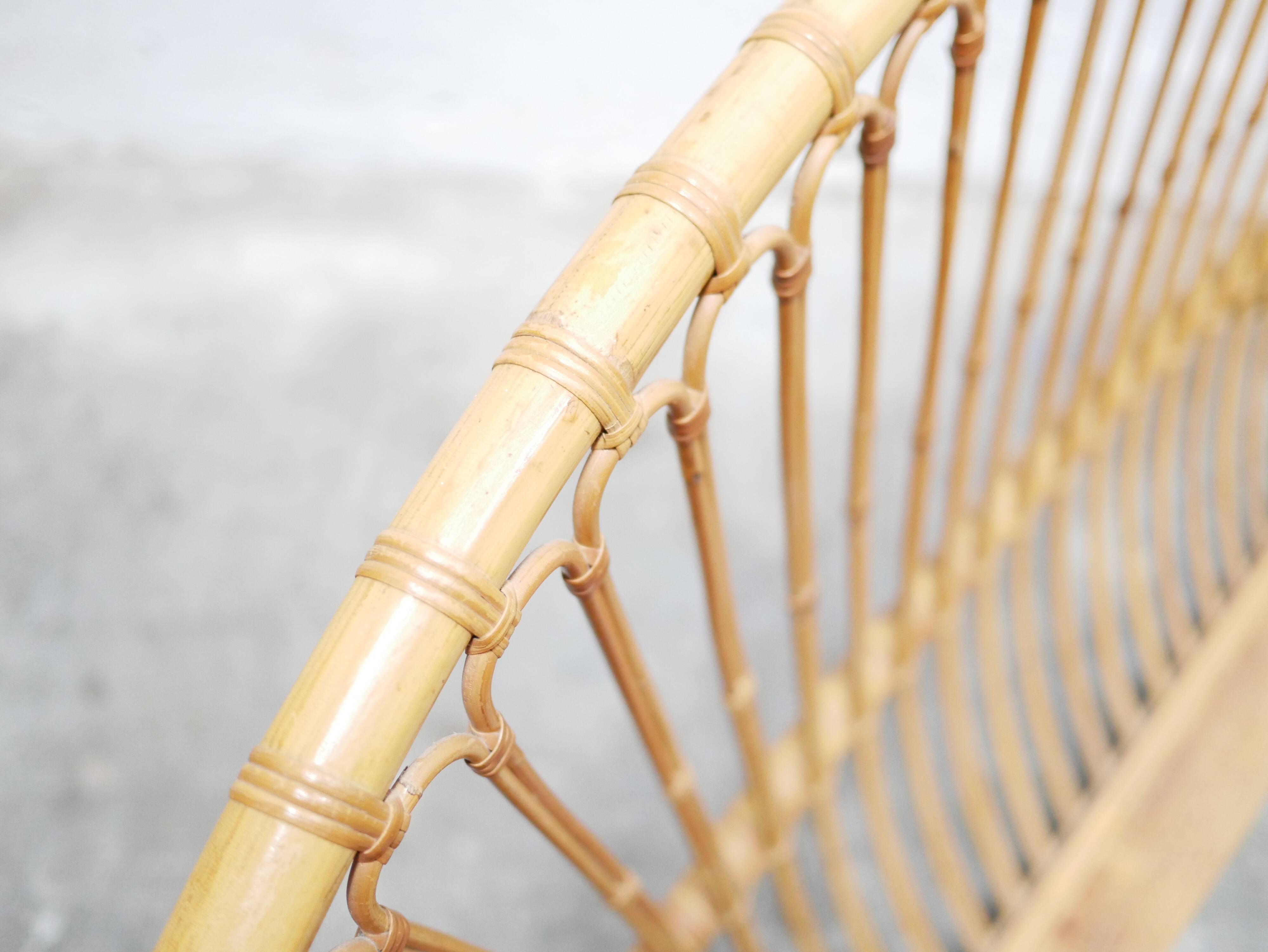 Vintage rattan basket bed 190cm x 120cm