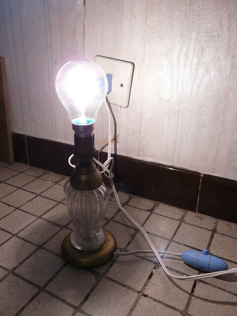 Lamp foot molded glass and brass