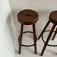 Paire de tabourets en bois massif