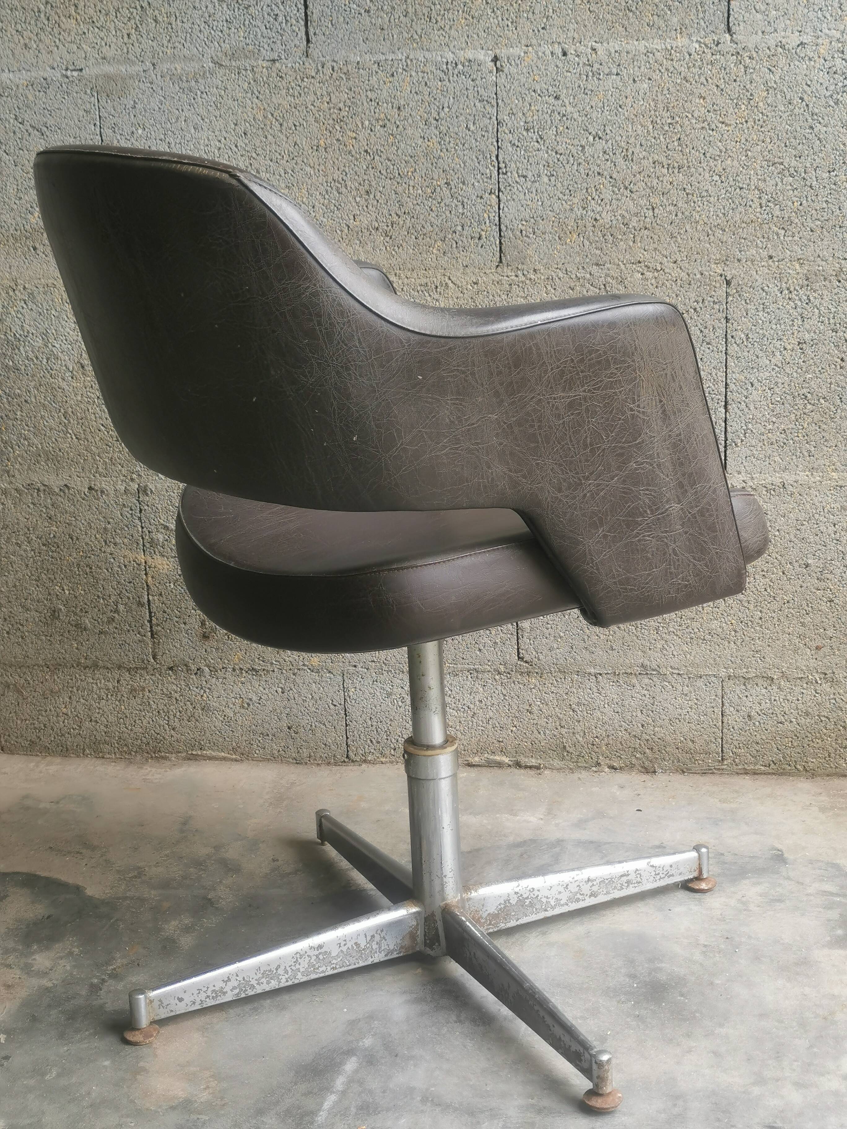 Fauteuil vintage de conference
