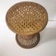 Tabouret en rotin et osier de forme diabolo