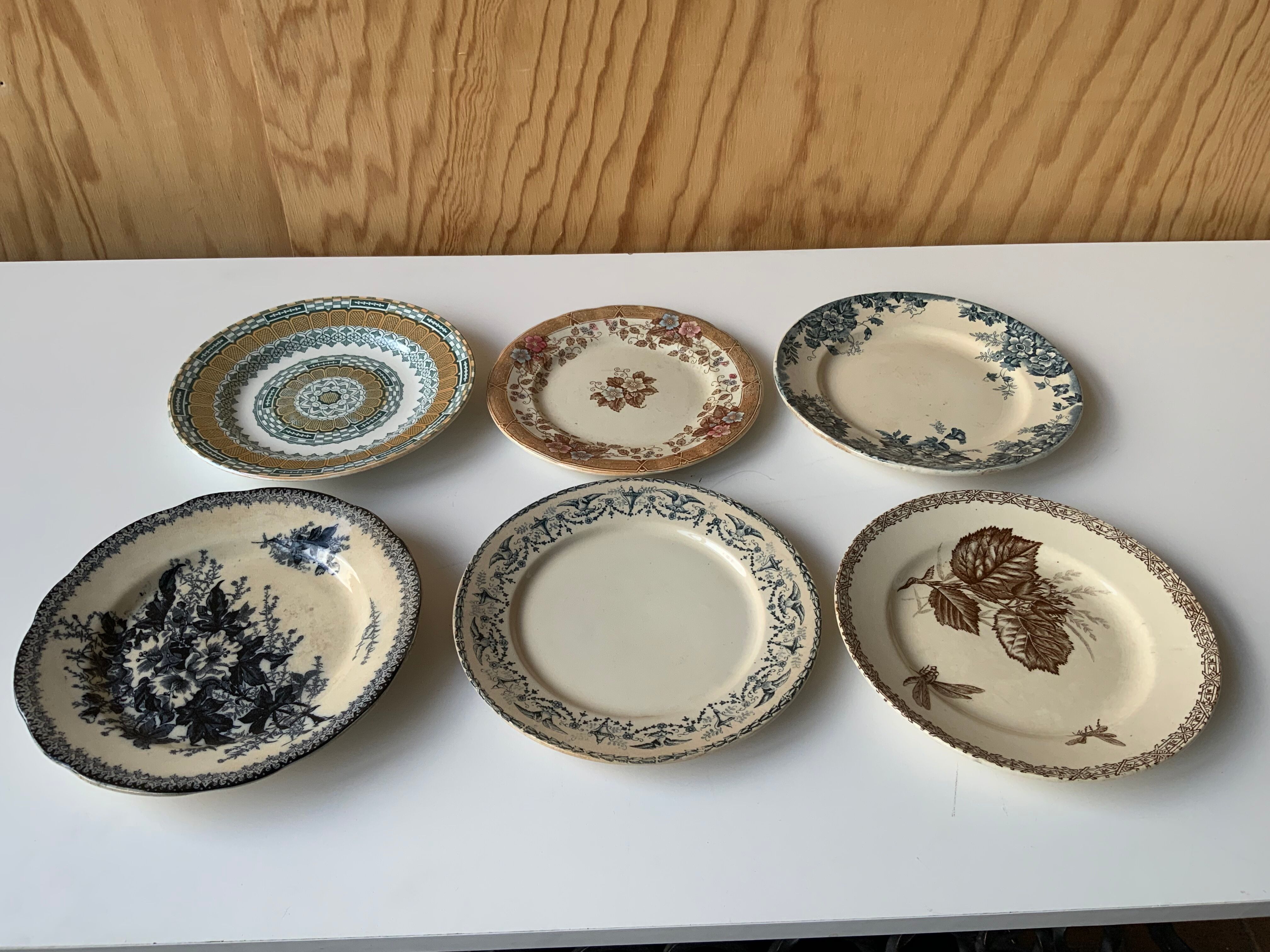 6 vintage plates