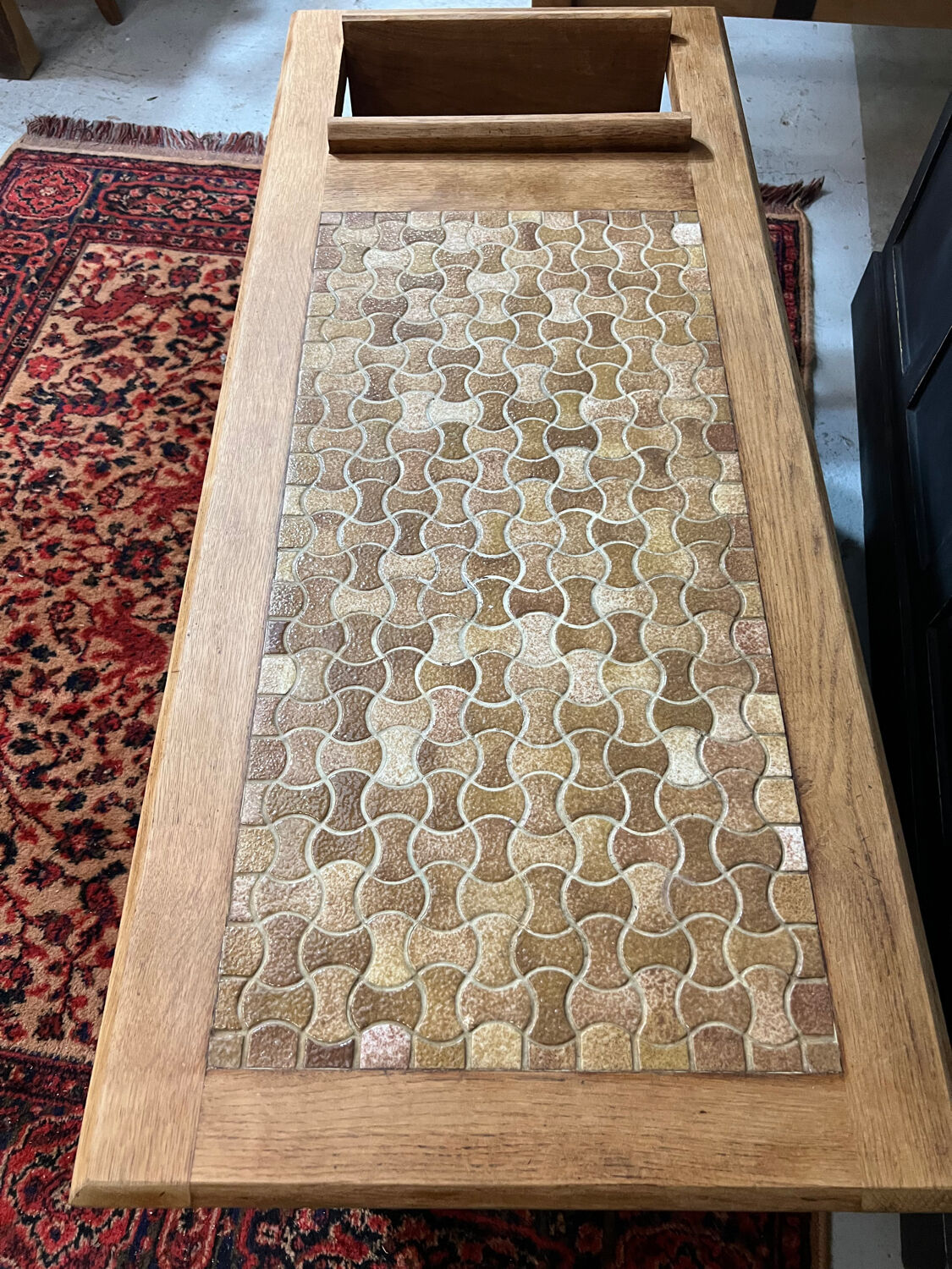 Oak coffee table published by Votre maison.