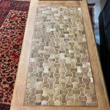 Oak coffee table published by Votre maison.