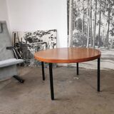 Round coffee table in walnut veneer and metal