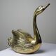 Vintage swan cache-pot/trinket dish in moulded gold-plated brass from the 1970s-80s.