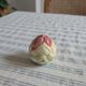 Cabbage-shaped pepper mill