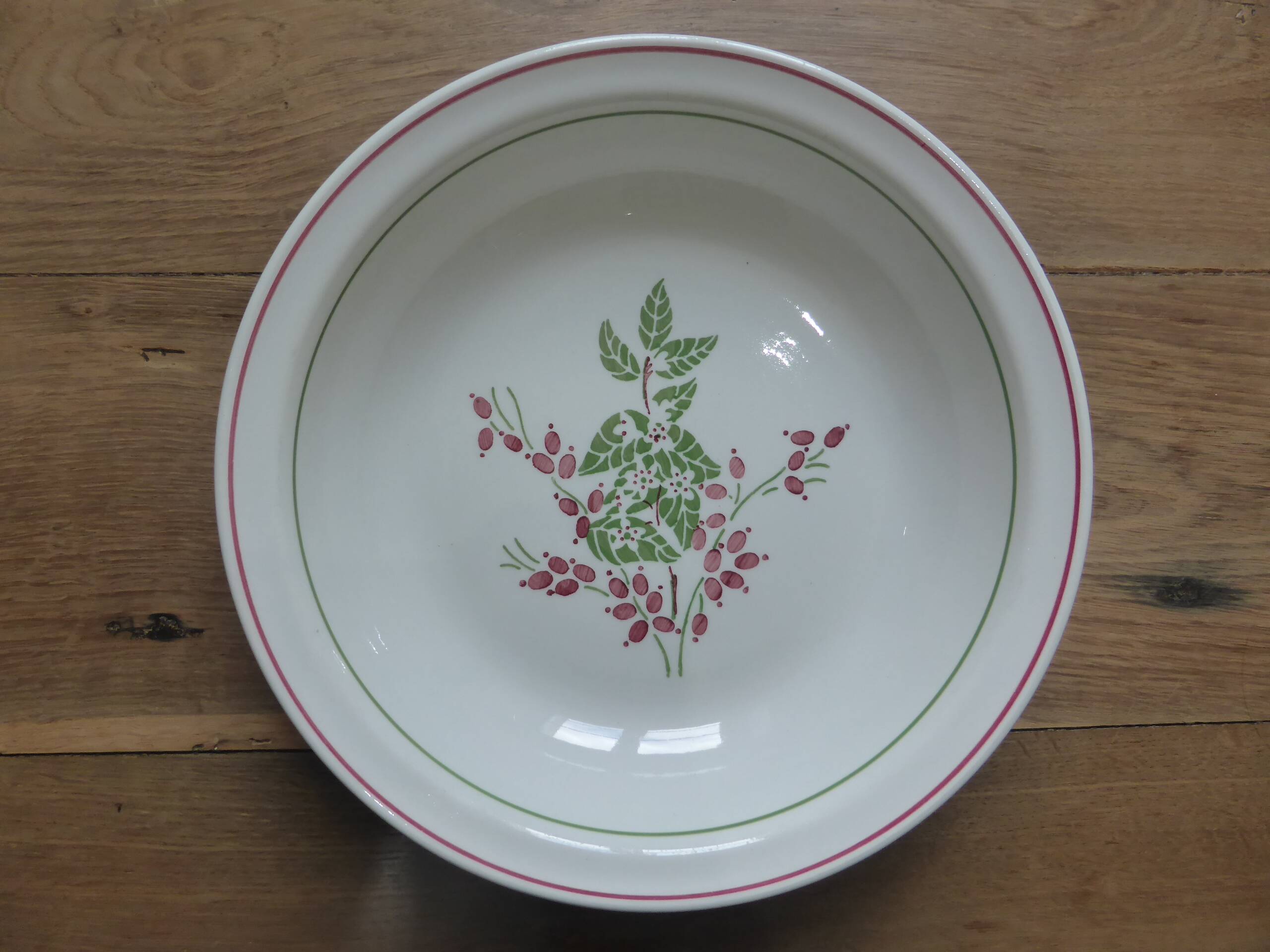 Shallow round serving dish 201015