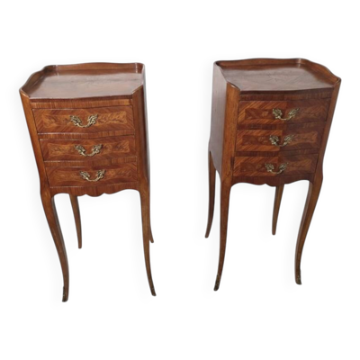 Paire de tables de chevet style Louis XV en marqueterie