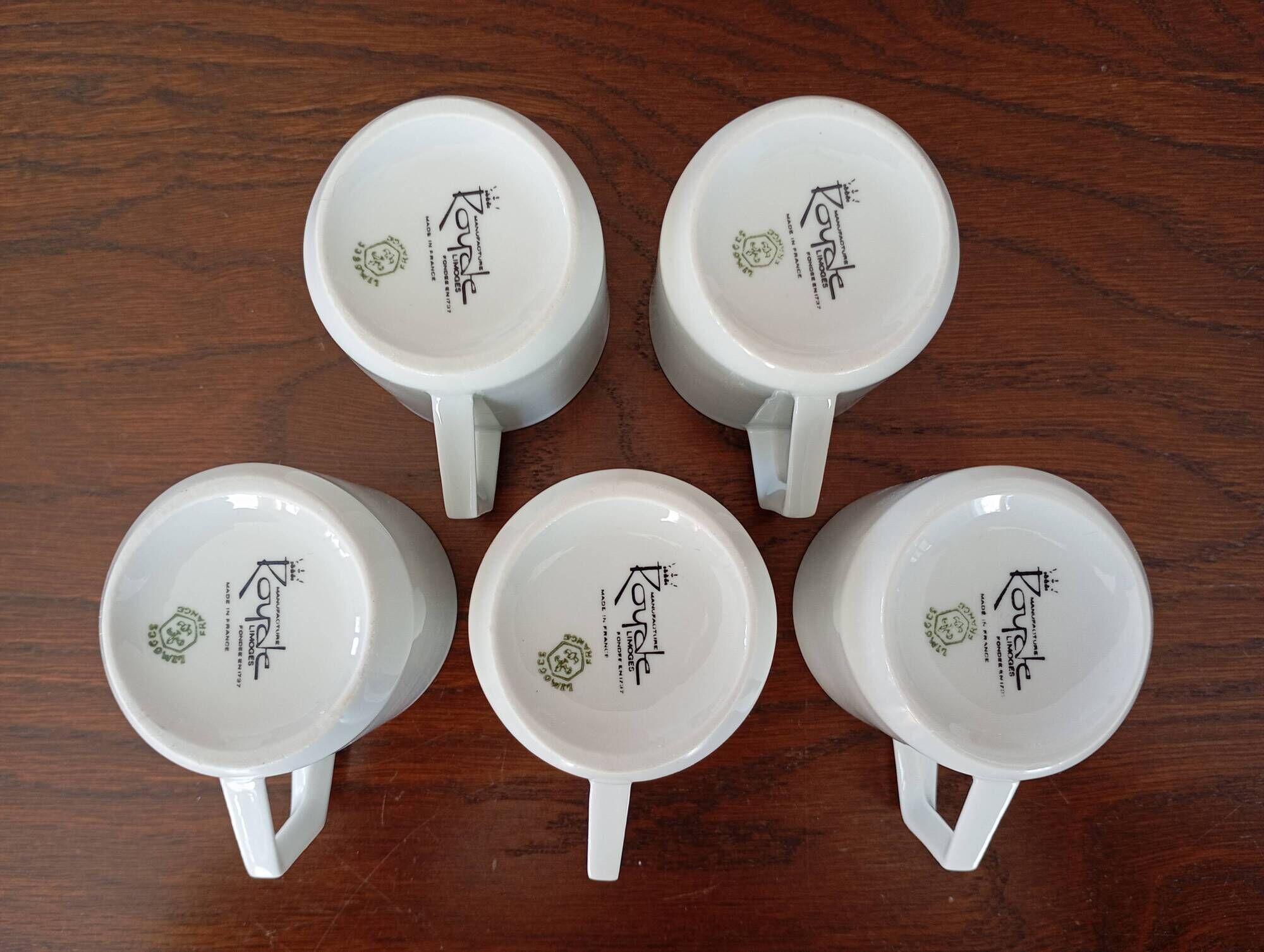 Moka cups in porcelain from Manufacture Royale (Limoges)