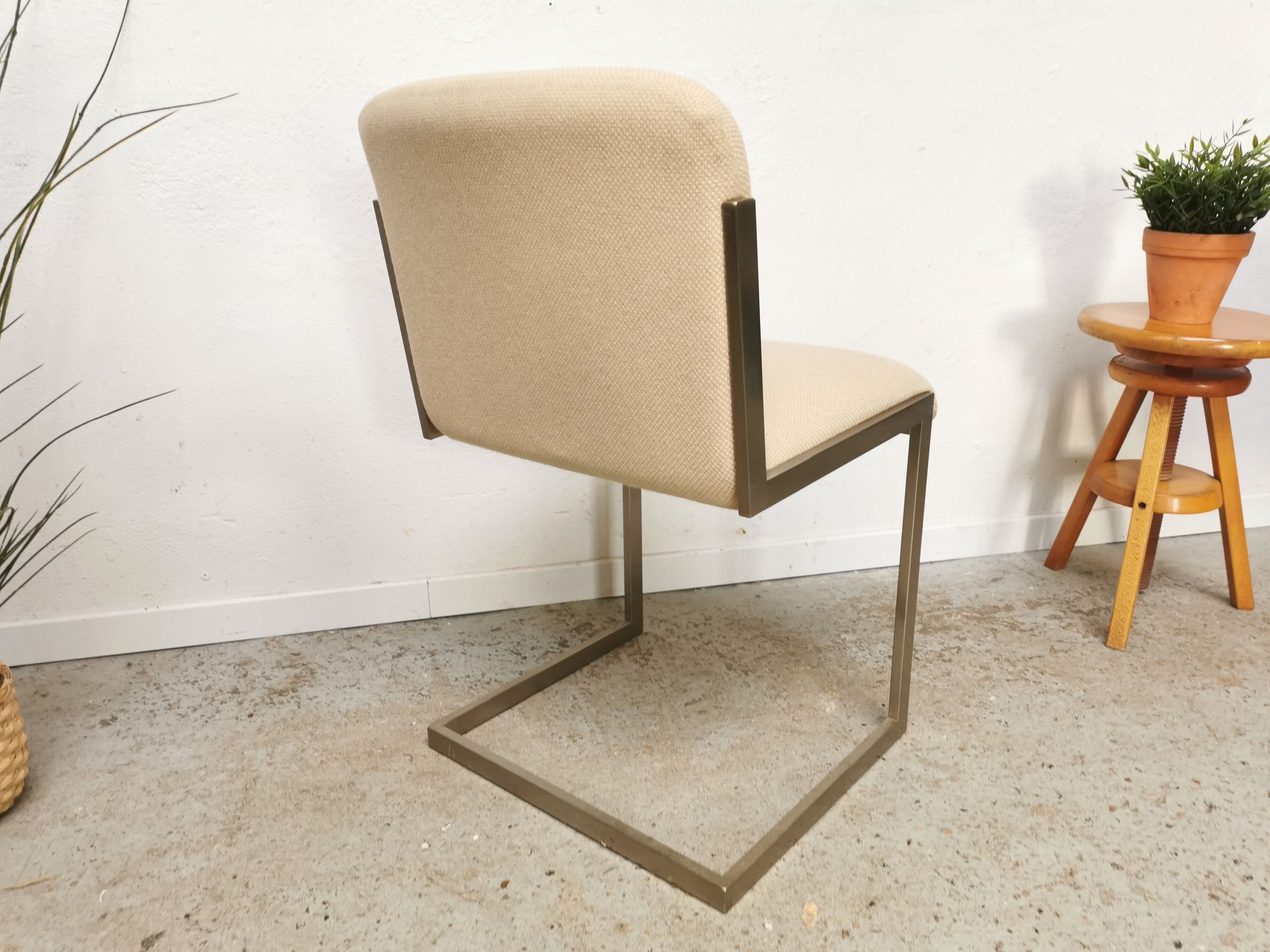 Set of 6 vintage chairs design 1970