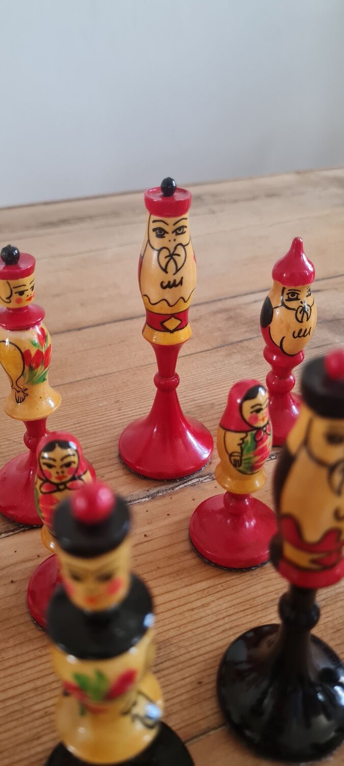 Jeu d'échec russe matryoshka