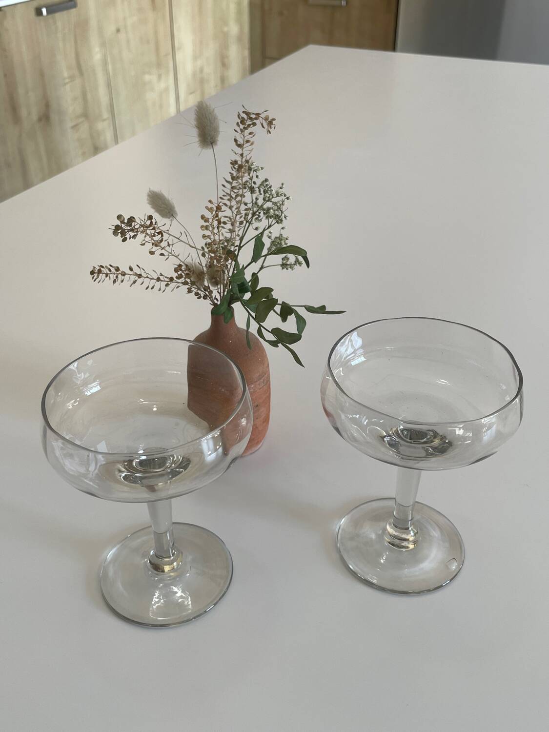 2 champagne coupes, cocktail coupes