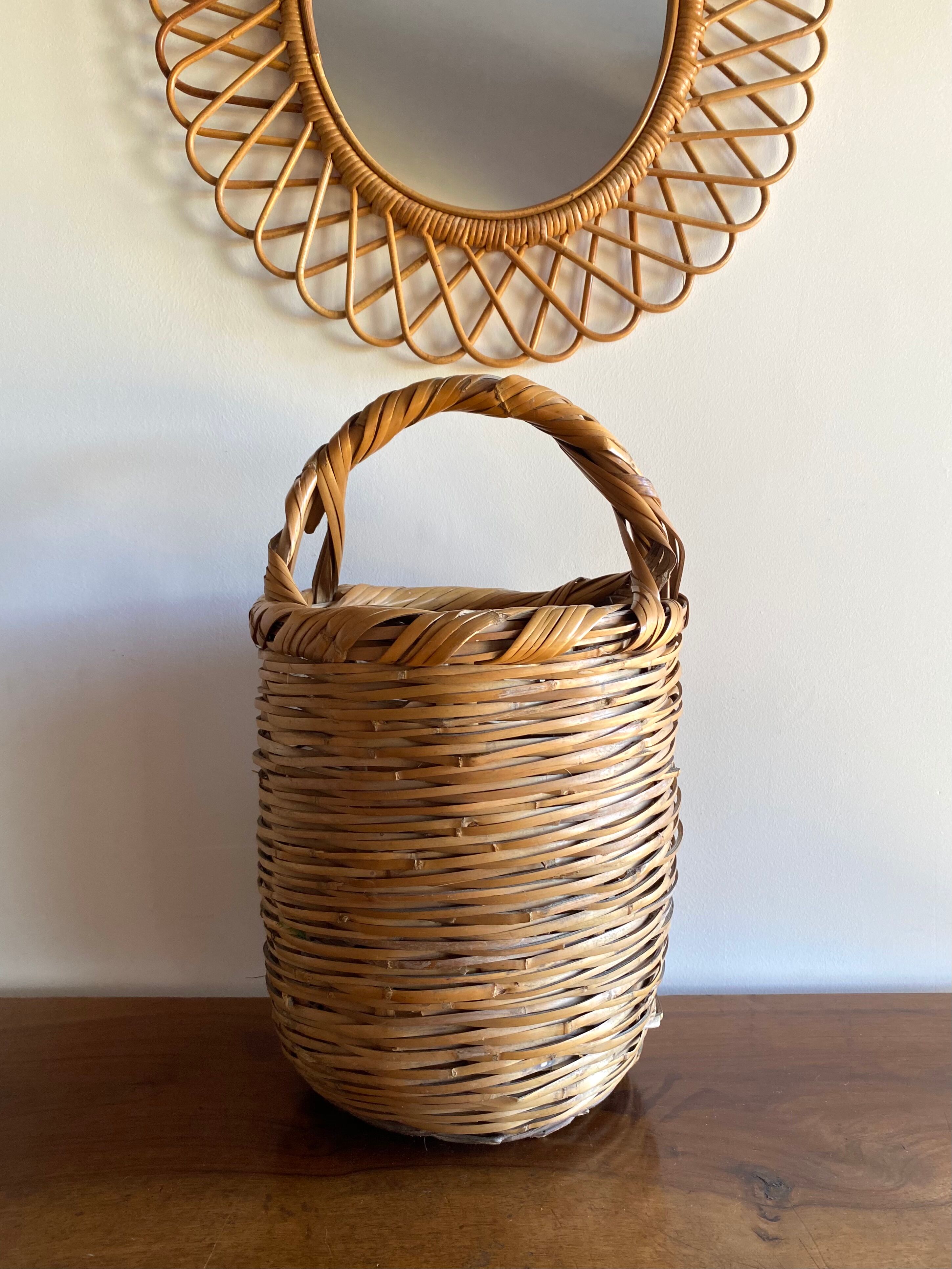 Old handmade 🧺 basket in braided rattan bamboo
