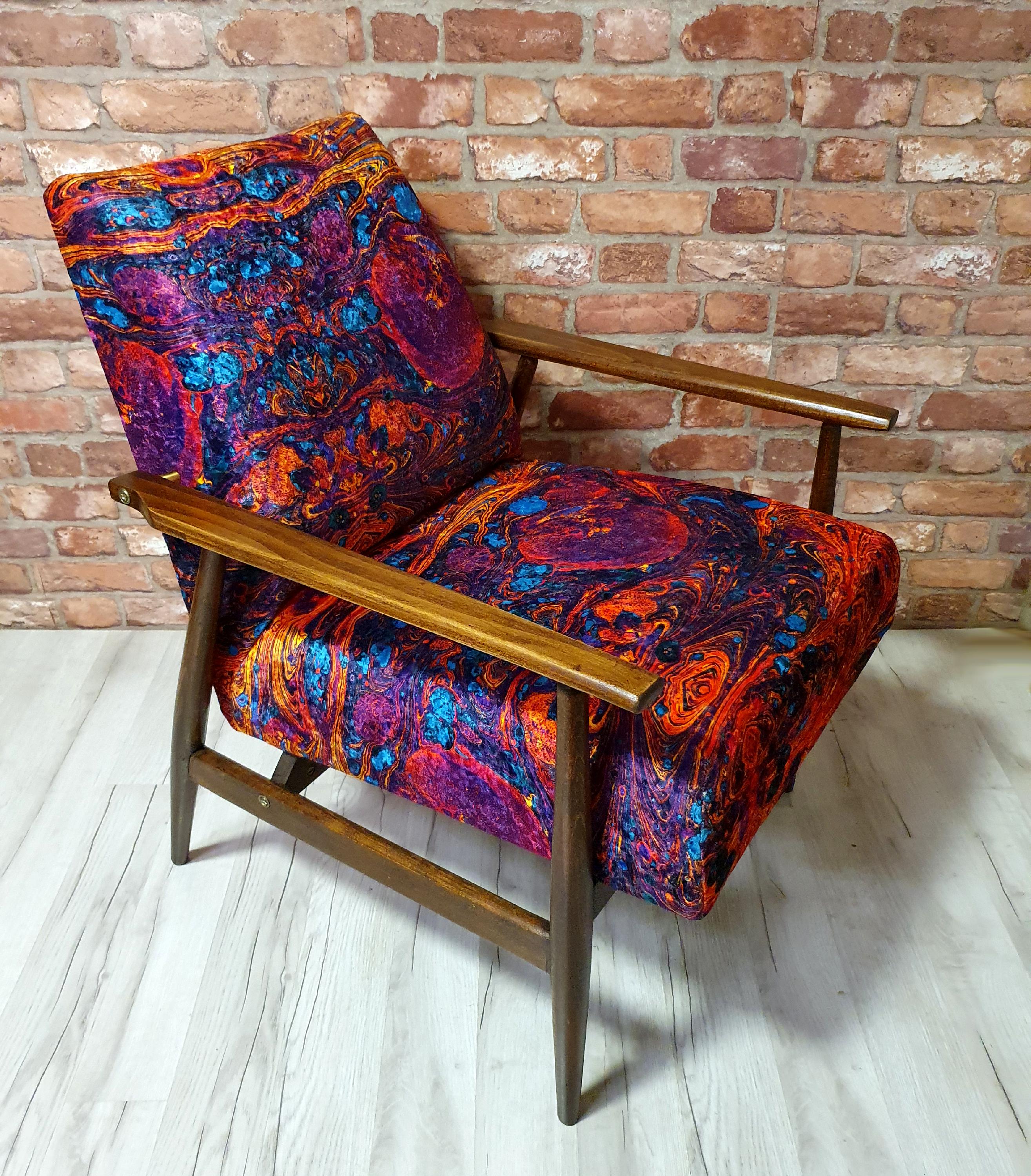 Renovated armchair Fox "Lis", Poland 1960s by Henryk Lis