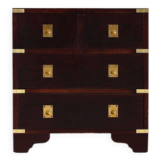 Scandinavian 4-drawer chest of drawers