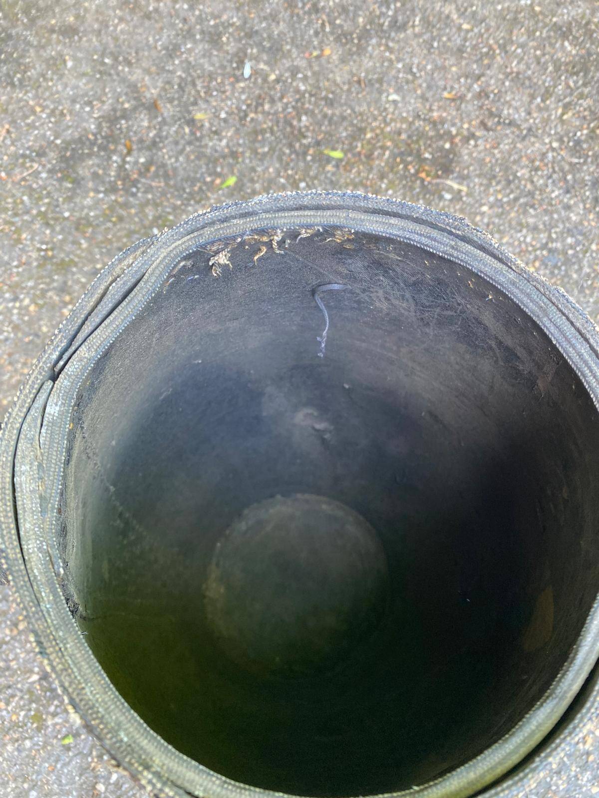 Umbrella stand planter pot in recycled rubber