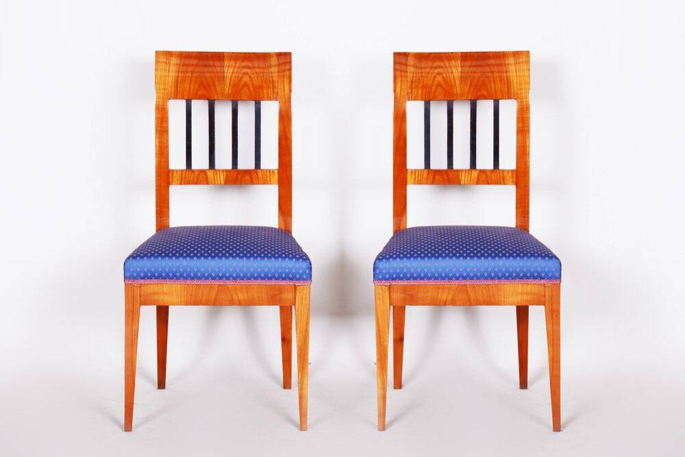 Set of Biedermeier Dining Chairs in Cherry Tree, 1820s