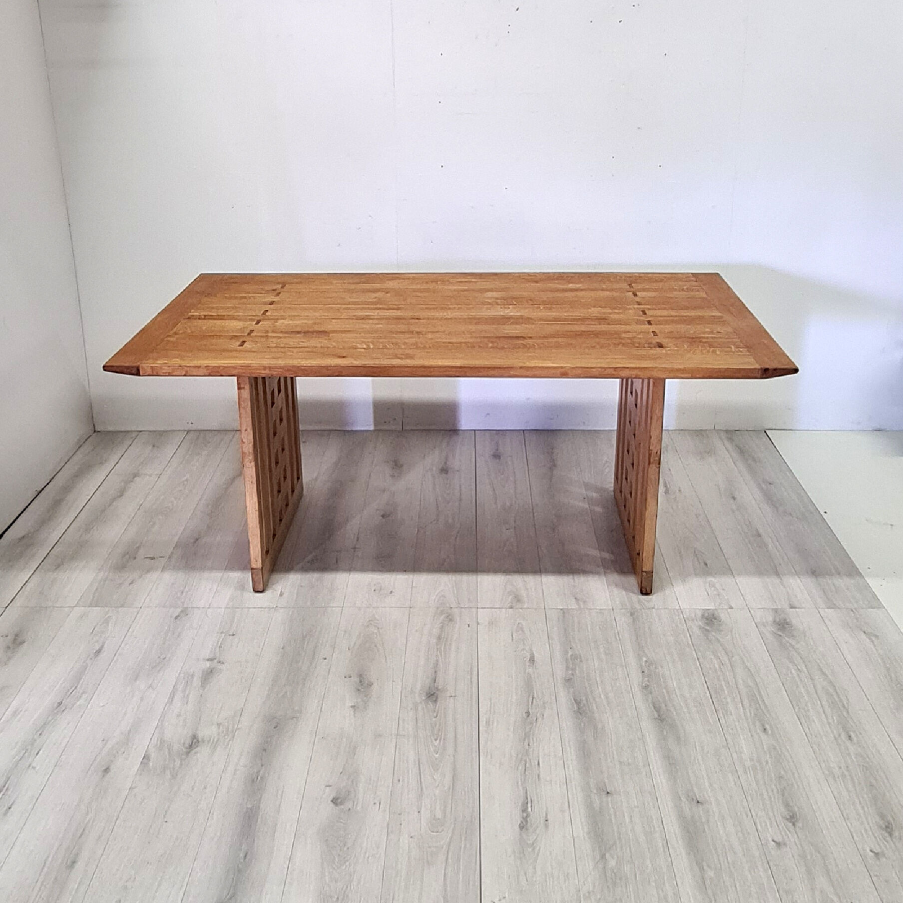 Table à manger de style art deco Frank Loyd Wright années 1980