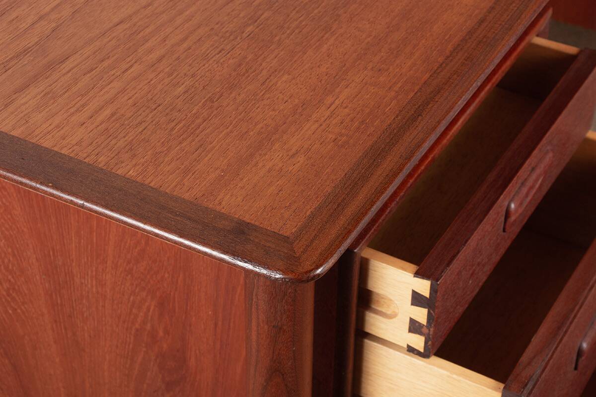 Bureau de Direction Danois en teck par Gunnar Nielsen Tibergaard 1960.