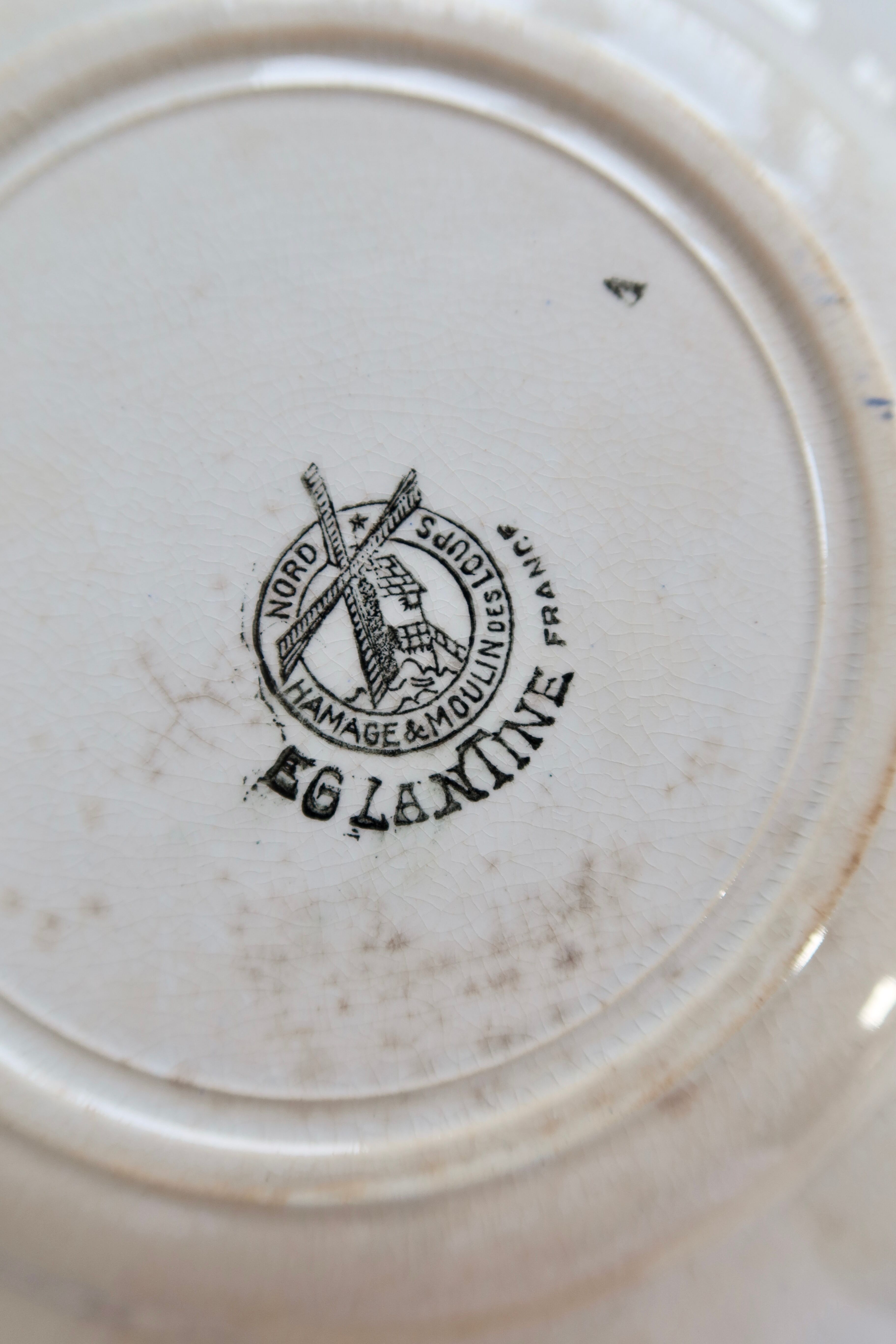 4 assiettes plates vintage terre de fer Églantine - Moulin des Loups