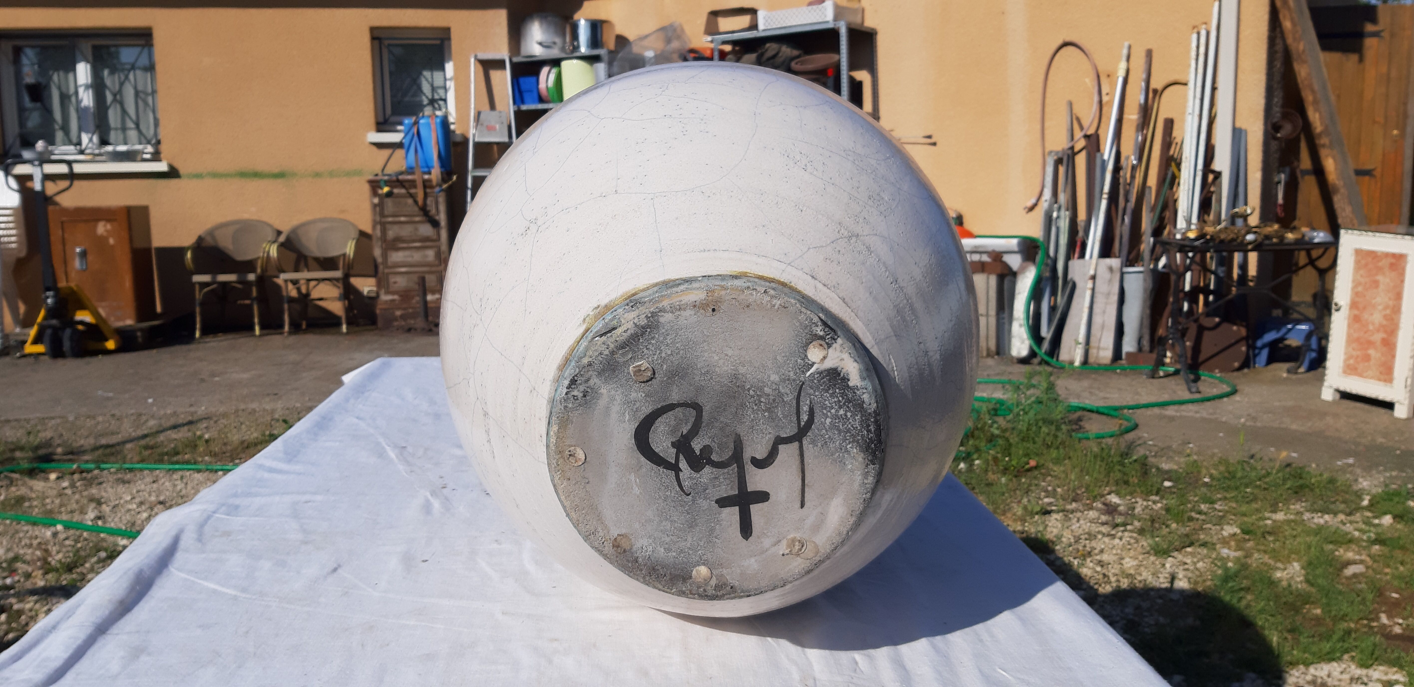 Glazed sandstone jar by François Peyrat